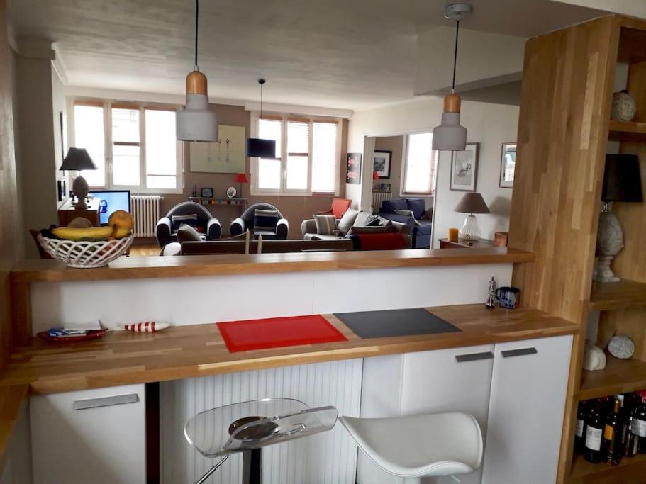 Appt 3 Chambres Hyper Centre Tres Calme Tres Clair Quartier Place Royale, Parking Gratuit Nantes Esterno foto